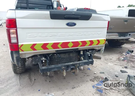 2021 Ford F-250 Xl z USA, uszkodzony, nr VIN 1FT7W2B66MED53975